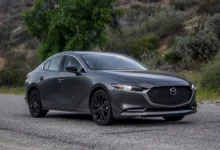 خرید و فروش قسطی ماشین مزدا 3 وارداتی در سال 1404